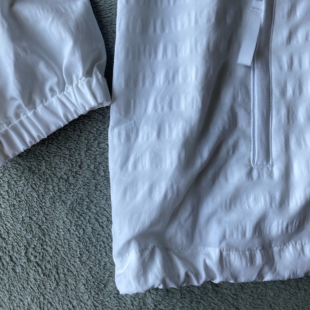 Tommy Bahama Amelia Islandzone Windbreaker white sz Small - Picture 10 of 16